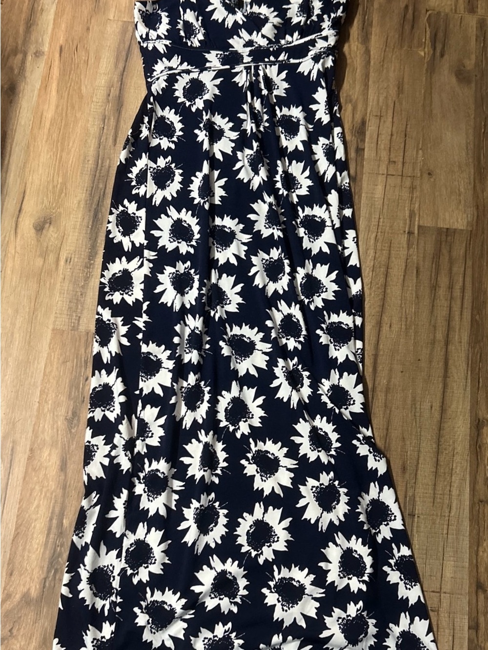 Papillon Sunflower Navy And White Sleeveless  Maxi Dress Size M